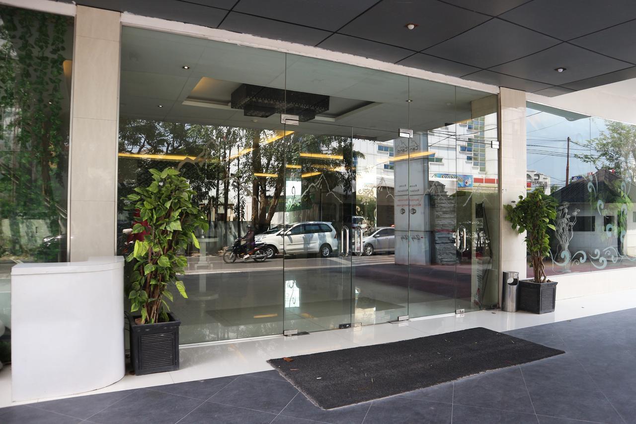 Hotel Candi Medan Exterior foto
