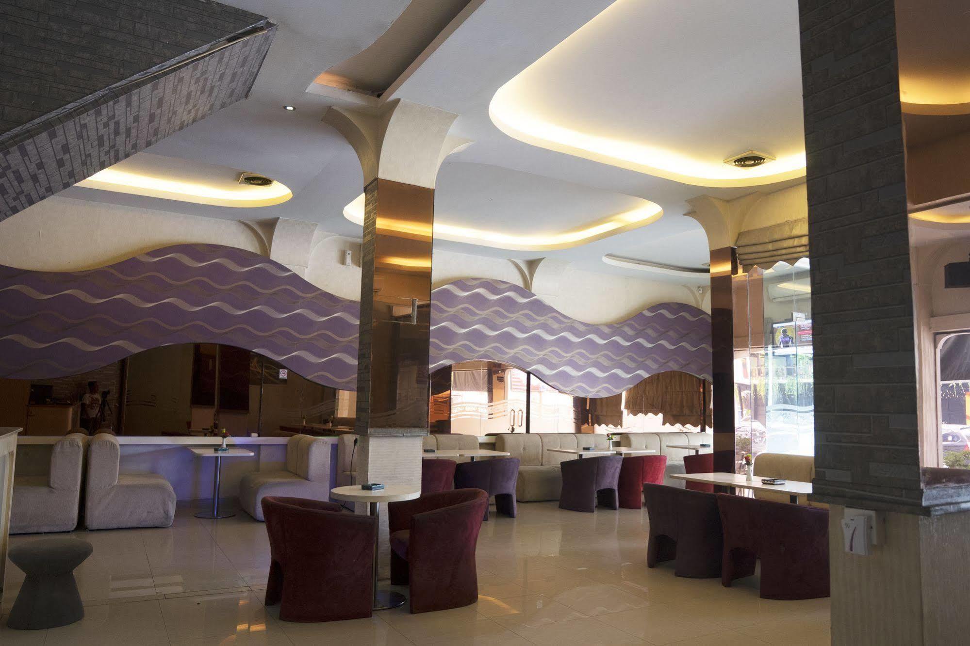 Hotel Candi Medan Exterior foto